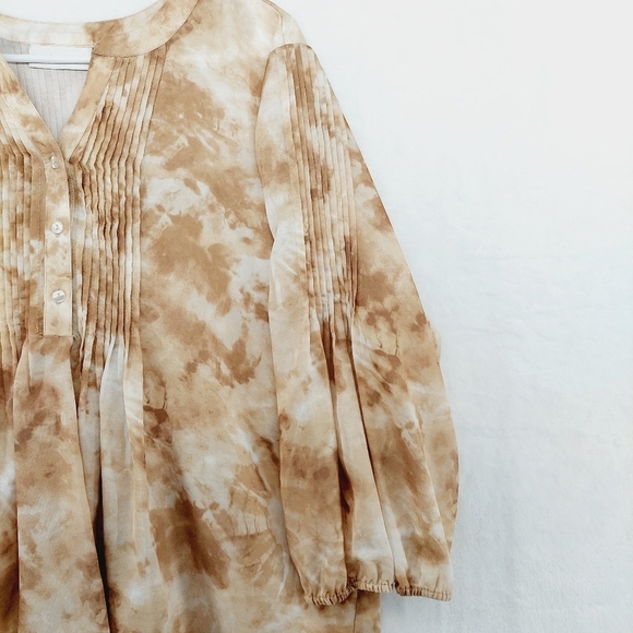 Chico's Tan Brown Pin-Tuck Tie-Dye Sheer Summer Flowy Top Blouse P1696 - Picture 3 of 8
